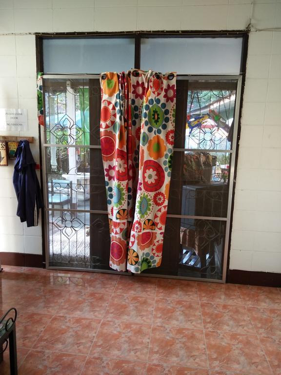 Samlanjed Guesthouse Chiang Mai Bagian luar foto